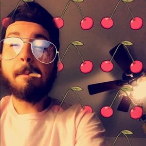 Meet your Posher, Nicholas